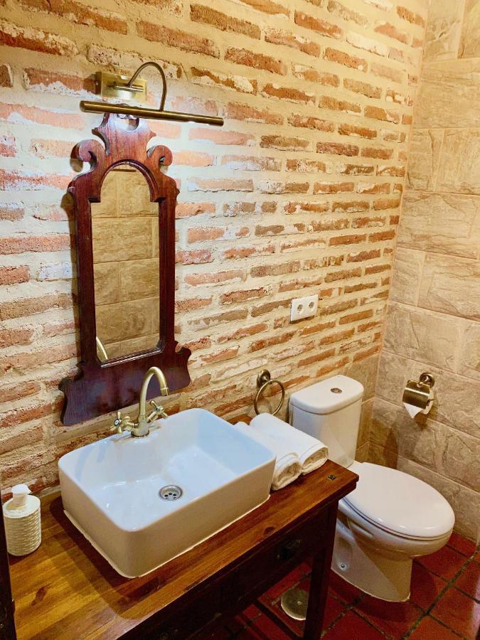 La Parada De Jimena-casa Rustica Rodeada De Bodegas En * Rueda